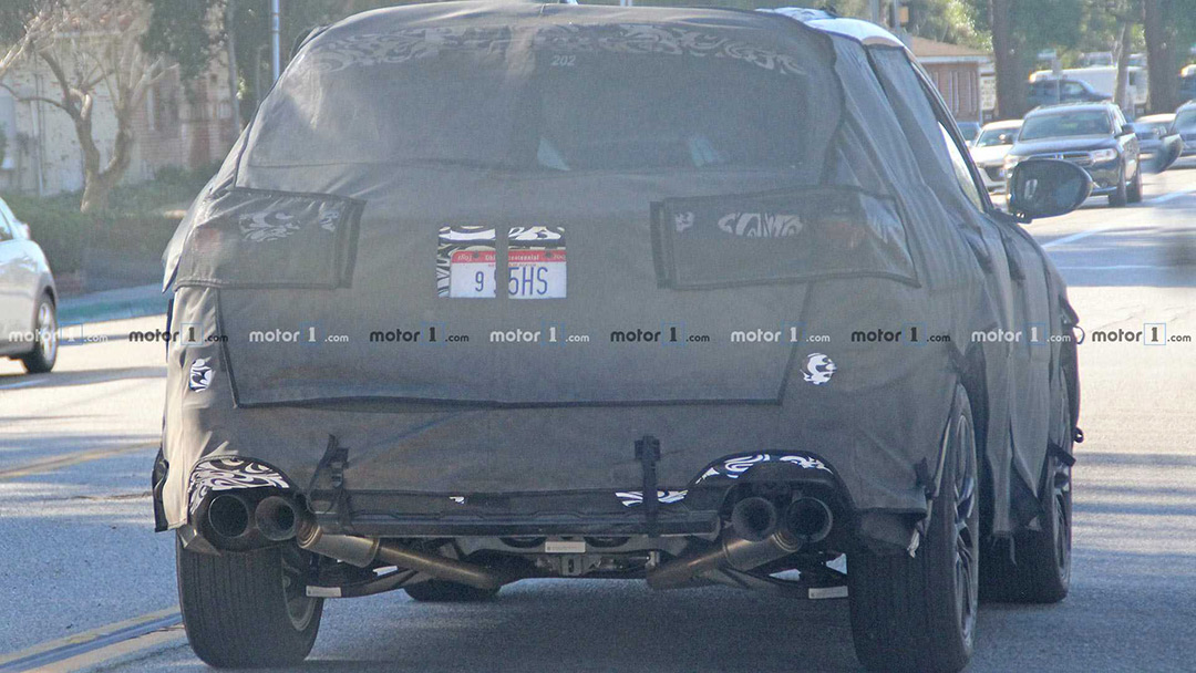 Acura MDX Test Mule Spied