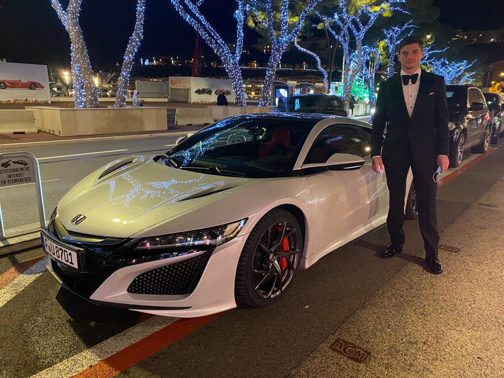 Max Verstappen Arrives in a Honda NSX