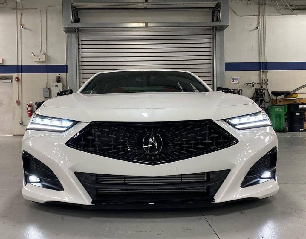 2021 Acura TLX on Air Suspension | via Mike Chan