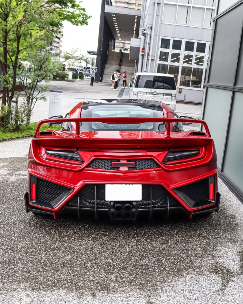 NSX LEGAVELO V2R in Crimson Metallic