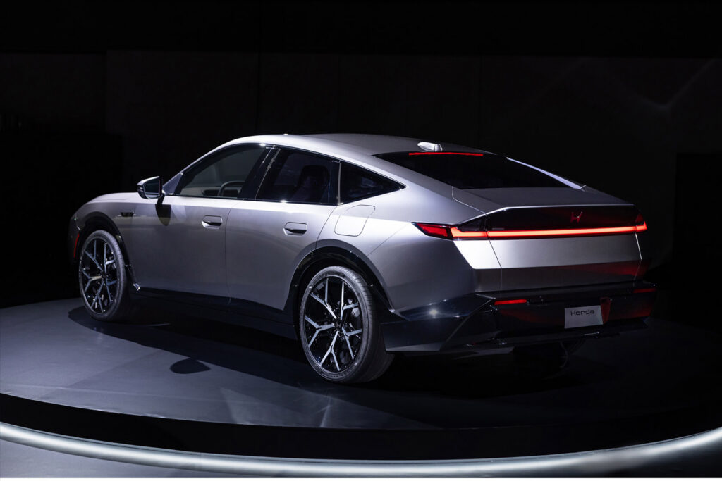 Honda Hybrid Sedan Prototype
